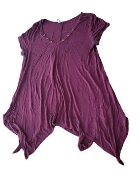 Dice V Neck w Grommets Shark Bite Hem Tunic Top Short Sleeve Wine Red/Maroon